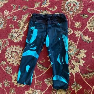 lululemon crop luxtreme workout pants
